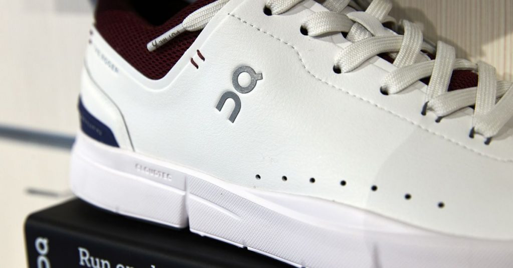 O fabricante de sapatos apoiado por Federer valia mais de US $ 11 bilhões em sua estreia na Bolsa de Valores de Nova York